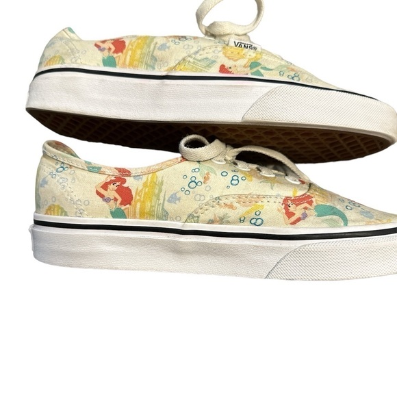 Authentic Disney Little Mermaid Vans Size 6.5 with original box - Picture 4 of 6